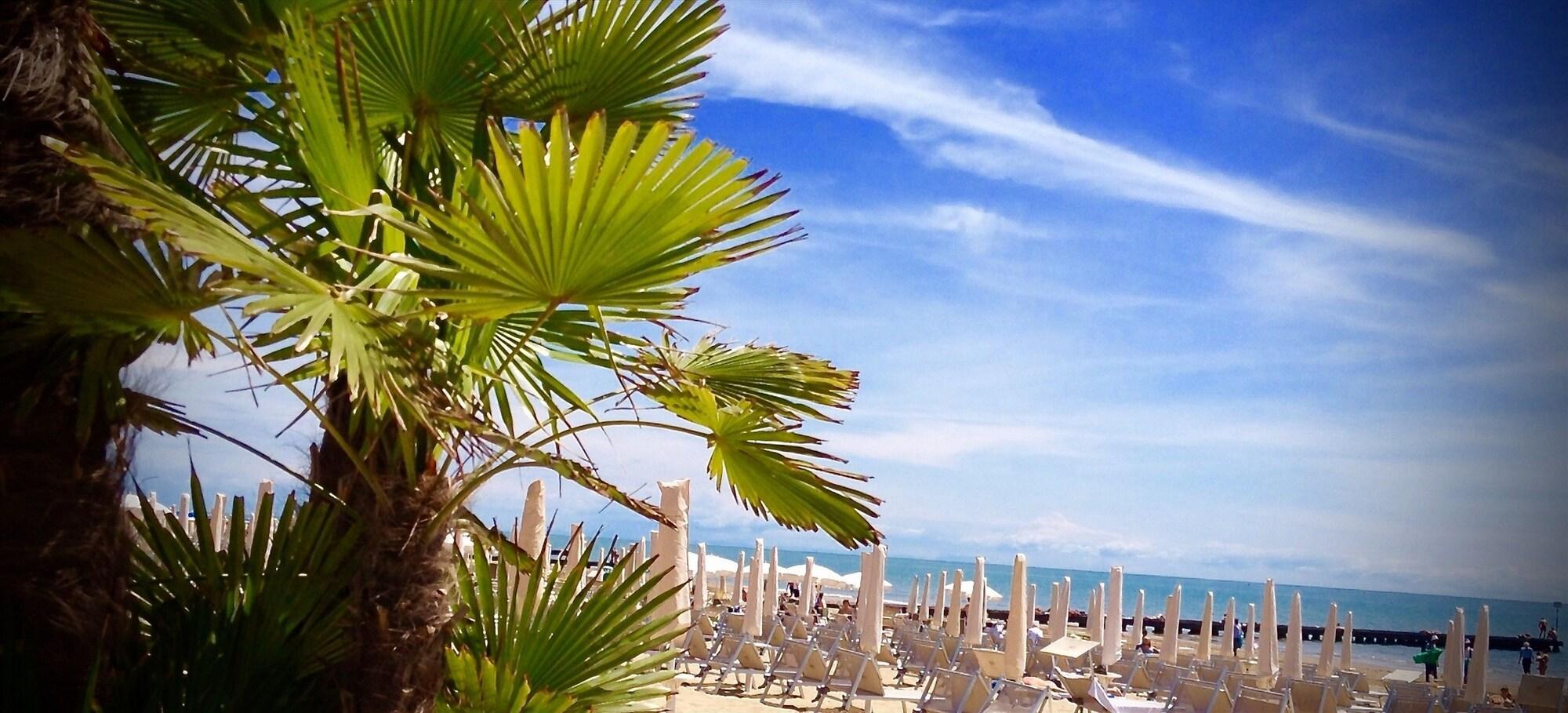 Hotel Principe Palace Lido di Jesolo Exterior photo