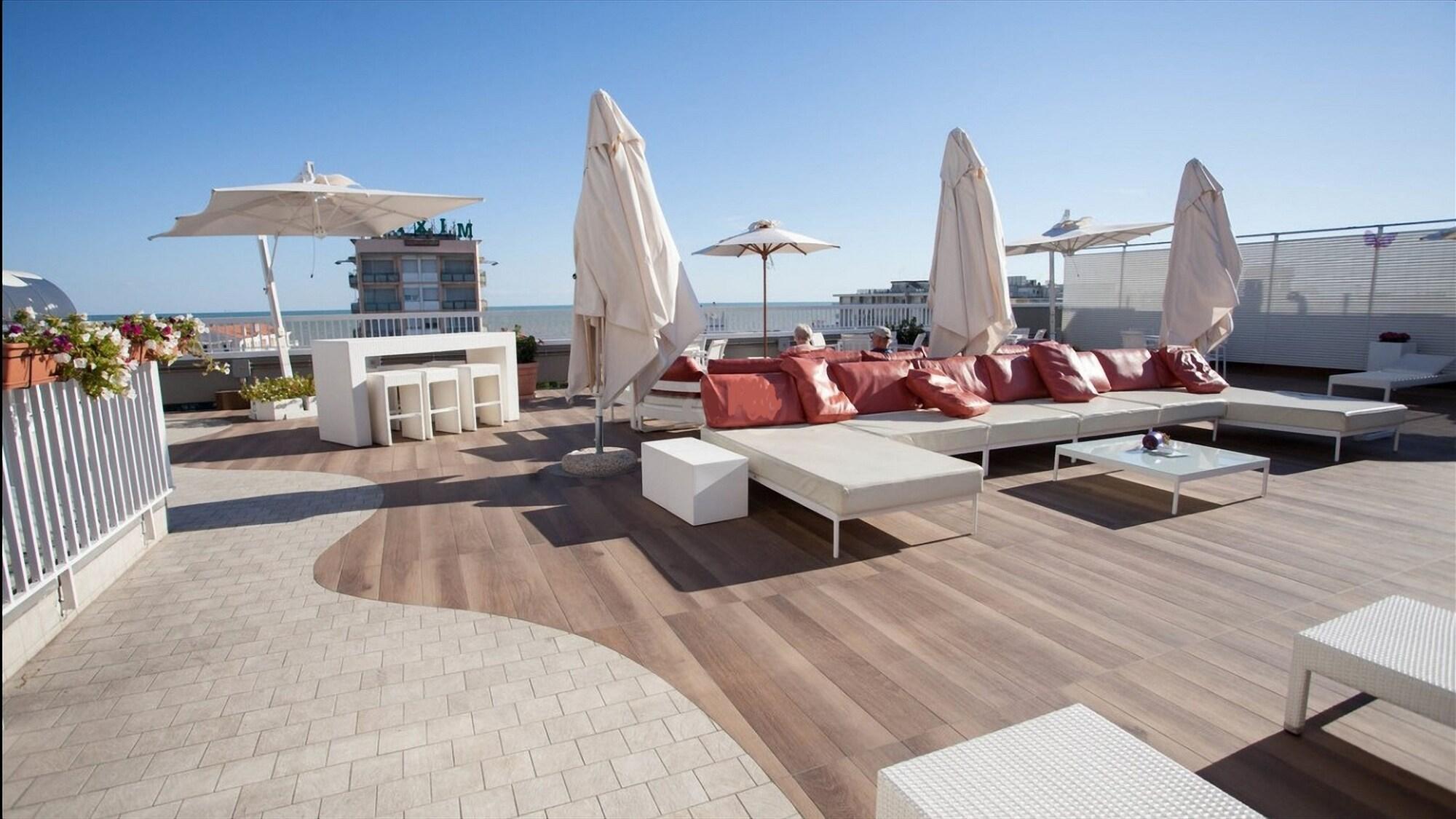 Hotel Principe Palace Lido di Jesolo Exterior photo