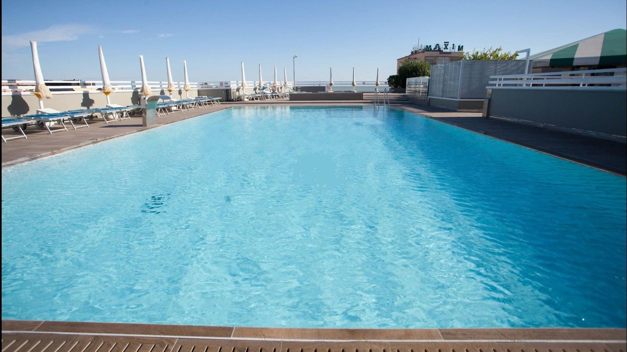 Hotel Principe Palace Lido di Jesolo Exterior photo