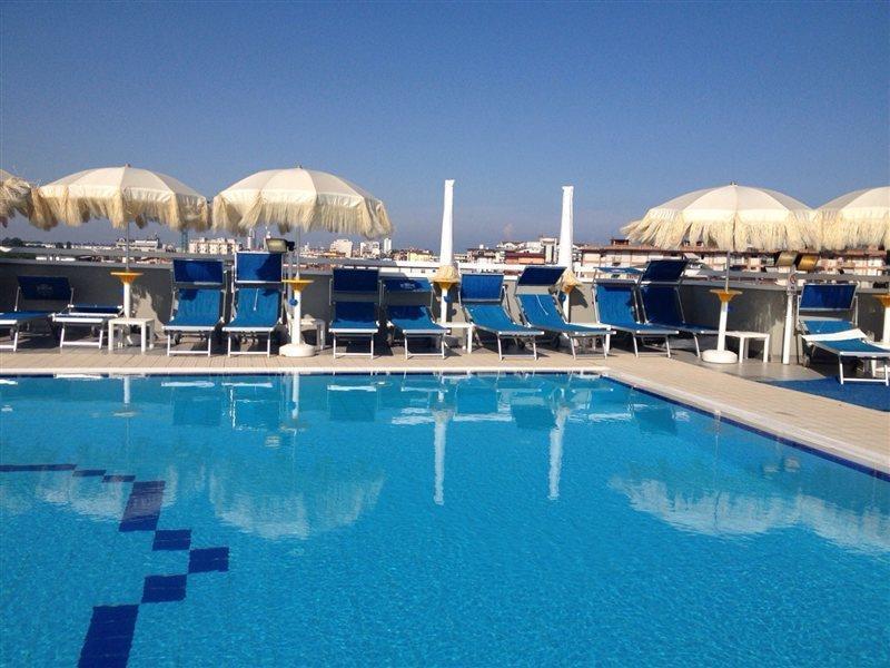 Hotel Principe Palace Lido di Jesolo Exterior photo