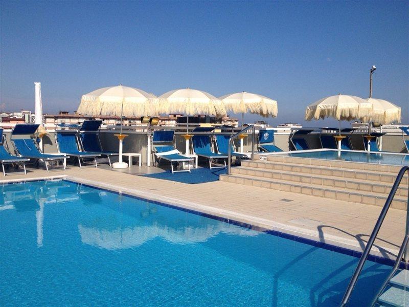 Hotel Principe Palace Lido di Jesolo Exterior photo